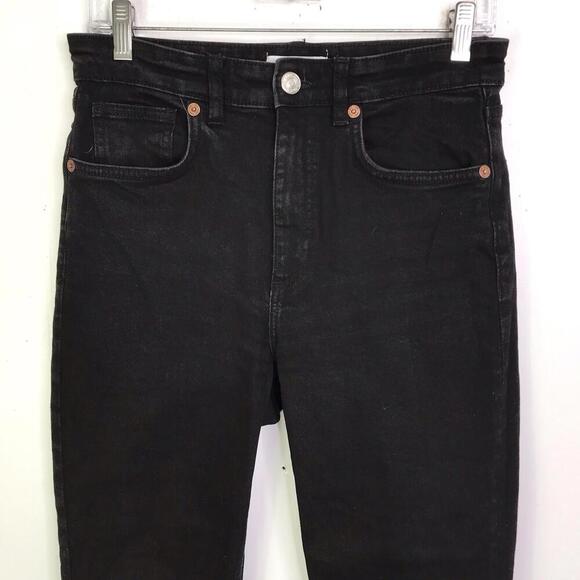 Zara Jeans Womens 8 Cropped Raw Hem Stretch Slight Flare Black Capsule Fall - Picture 7 of 8